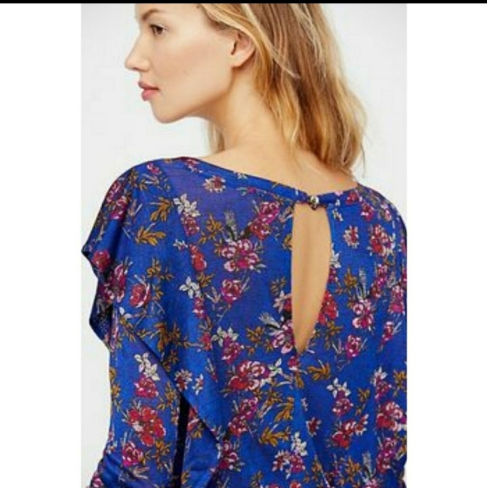 Free People blue floral ruffle boho Dock Street top Sz M - Picture 2 of 14